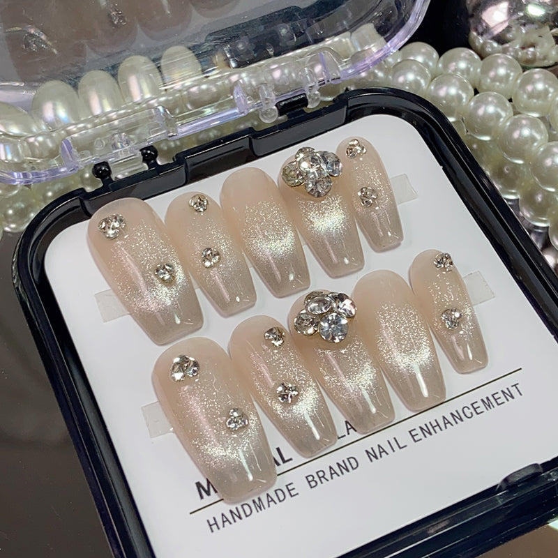 Durable and elegant Cat Eye Press-On Nails