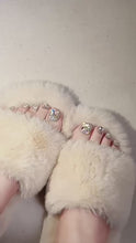 Load and play video in Gallery viewer, oktake Glimmering Gala - Luxury Press-On Toe Nail Pedicure Collection
