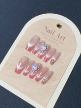 Load image into Gallery viewer, Chic Cat Eye Glitter Press-On Nails with crystal

