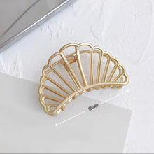 Load image into Gallery viewer, Medium size Metal Claw Clips Hollow Non-slip Hair Claw Clip Matte Color Gold Tone
