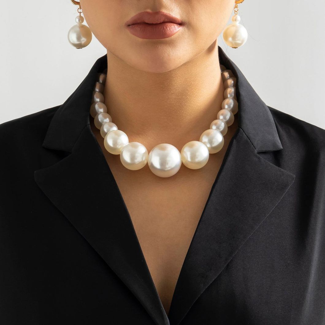 Collar de perlas de hilo graduado de 3-12 mm con perlas imperiales